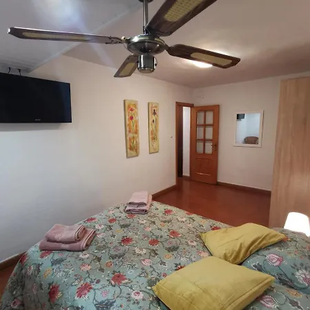 Comoda Vivienda En Huesca Exterior photo